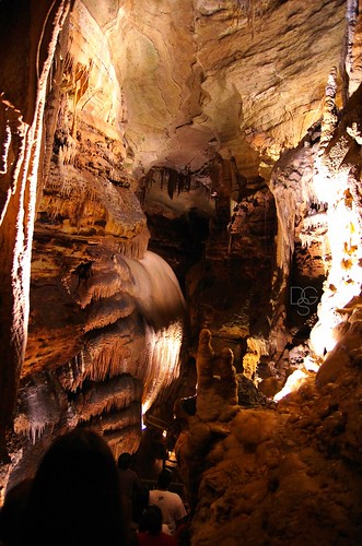 underground missouri cave cavern branson stalactites talkingrockscavern