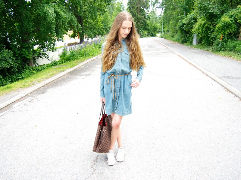 Chambray dress with white Converse