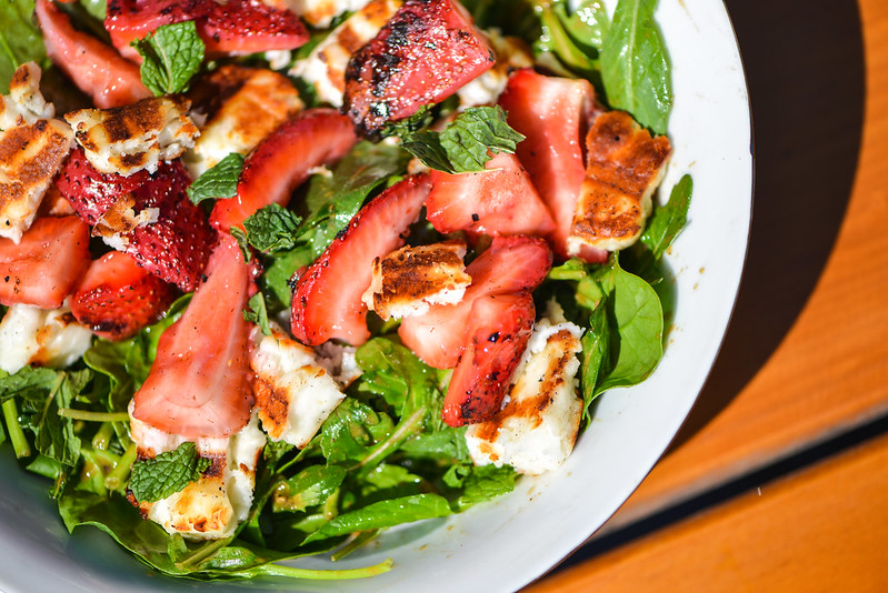 Grilled Strawberry and Halloumi Salad