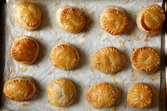 French Onion Pastry Puff Bites