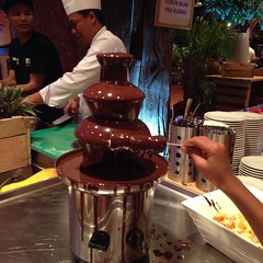 #chocolate #fountain #fondue #dessert #igfood #foodie #food #foodporn #foodpic