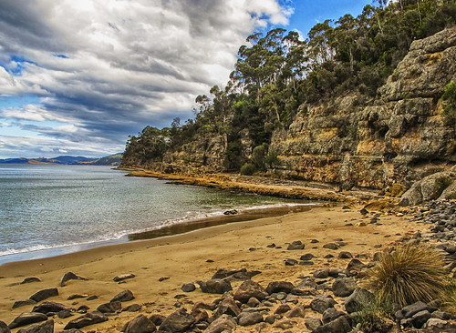 ocean beach landscape day cloudy cliffs tasmania coastline boroniabeach