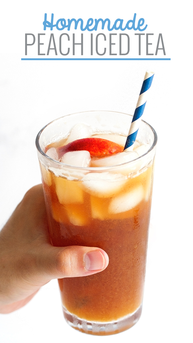 Homemade Peach Iced Tea - Made with just 4 simple ingredients and even better than the Olive Gardens! #sweettea #icedtea #peachicedtea | Littlespicejar.com