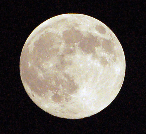 moon luna supermoon perigeefullmoon