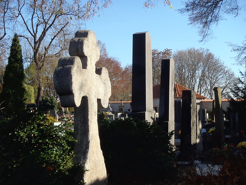 cemetery grave landscape cross czech tomb ossuary kutnahora unescoworldheritage sedlec
