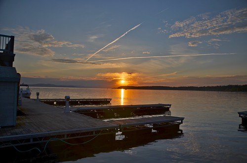sunset usa sun lake water clouds burlington pier nikon vermont newengland lakechamplain d5100 sigma18250mmf3563dcoshsm