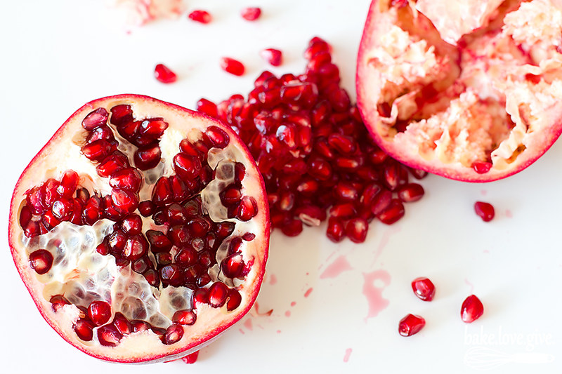 Deseeding Pomegranates