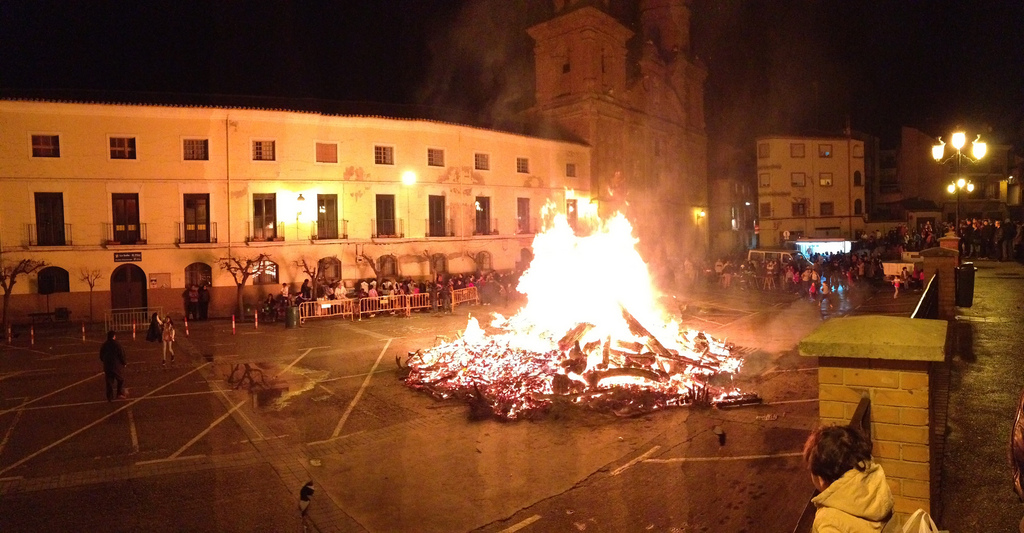 7. Espectacular hoguera de San Antón. Autor, Culpix
