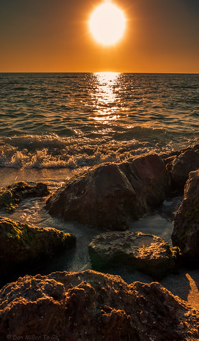sun gulfofmexico water rocks waves sunsets beaches fav15 gf1 fav10 beachphotography sunsetmadness sunsetsniper caspersensbeach