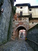 1] Biella (BI), Piazzo: Porta di Ghiara sec XIV, esterno