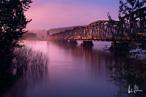 railroad bridge canada reflection sunrise river eos george britishcolumbia urlaub foggy prince roadtrip kanada princegeorge 2013 5dmarkiii