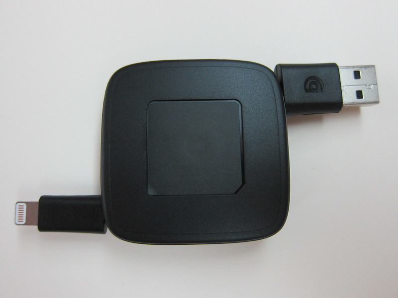 Griffin Retractable Lightning Cable - Bottom View