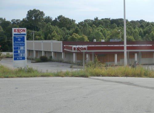 old abandoned overgrown closed tn tennessee empty halls gas gasstation creepy truckstop 80s exxon 2000s