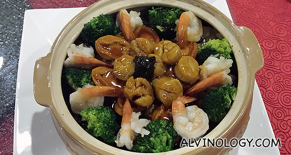Wo Peng Poon Choy - Braised with Australian '8' head abalone and assorted dried seafood in casserole 