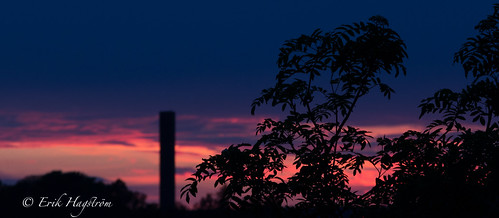 sunset cloud sun tower silhouette set clouds photoshop canon is flickr sweden towers silhouettes sunsets adobe sverige stm hdr cloudporn solnedgång uddevalla photomatix 18135 650d t4i cs5 canon650d photoshopcs5 canont4i 18135isstm lightroom43 canon18135stm håljuteberget