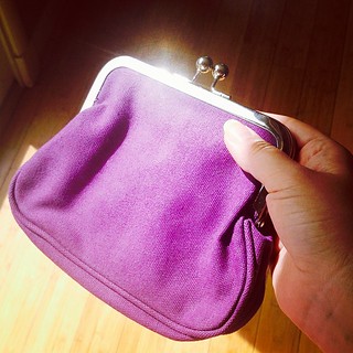 Throughout October, share these virtual Purple Purses to raise awareness about domestic violence. Every time you pass it on, at https://purplepurse.com, the Allstate Foundation will donate $5 to help. Pass it on! #PurplePurse #LatinaBloggers #Sponsored