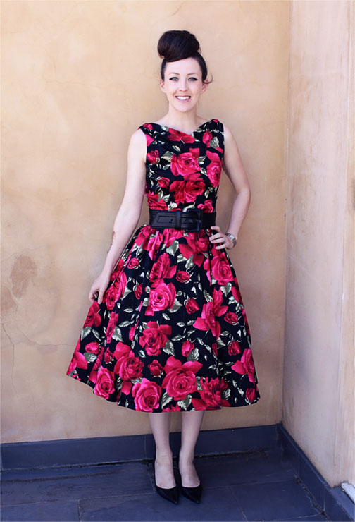 Jorth: Pattern Review: Retro Butterick 6582 (The Roses Dress)
