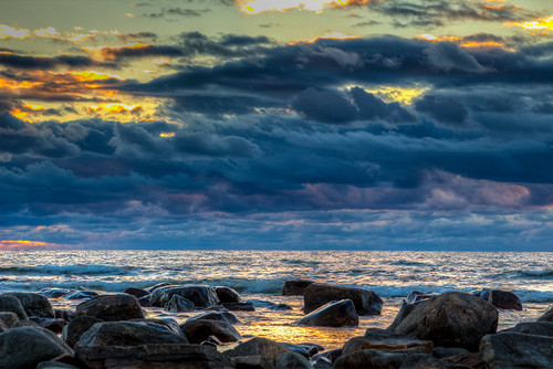 ocean sunset sea sky reflection beach water colors rock clouds canon finland evening finnland waves cloudy balticsea 24105 pori yyteri gulfofbothnia herrainpäivät