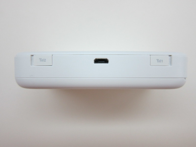 Huawei E5372 - Micro USB Port