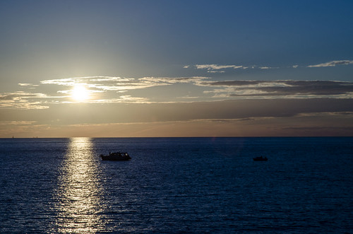 sunset fishingboat pula hrvatska
