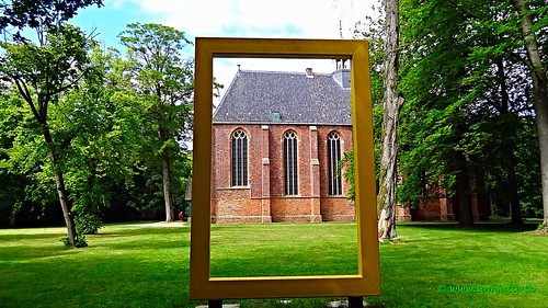 travel sun holiday holland window nature netherlands dutch bike bicycle yellow cycling vakantie europe view you sony ngc nederland cybershot tourists monastery national cycle views groningen geographic fietsen klooster drenthe ter webshots apel fietsvakantie hx9v wsweekly79