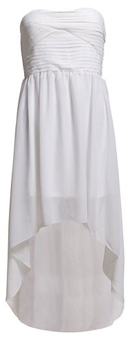 valkoinen pitkä mekko