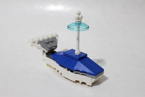 LEGO July 2015 Monthly Mini Build Whale (40132)