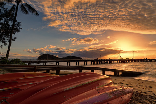 sunrise pier australia queensland tropicalnorthqueensland palmcove sunburyshow2013