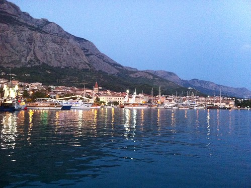 reflection scenery harbour croatia scenary oc paysage båt iphone kveld makarska erlingsi erlingsivertsen iphoneshot iphonegrafi