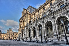 Square court, New entrance to royal residency (center of Paris, royal power), Baroque characteristics, double columns, aligns with radical theory, appears light and delicate but looks gothic