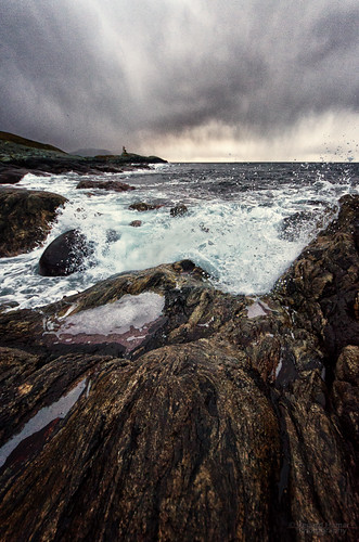 ocean winter sea sky lighthouse seascape water rain norway clouds lens landscape norge drops nikon rocks day waves seasons wind no sigma wideangle rough westcoast locations costal sunnmøre møreogromsdal colorefexpro herøy niksoftware 816mm d7000