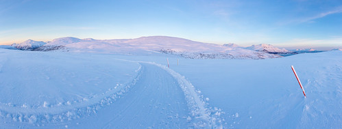 winter panorama sun snow norway skiing troms kvaløya kvitfjellet