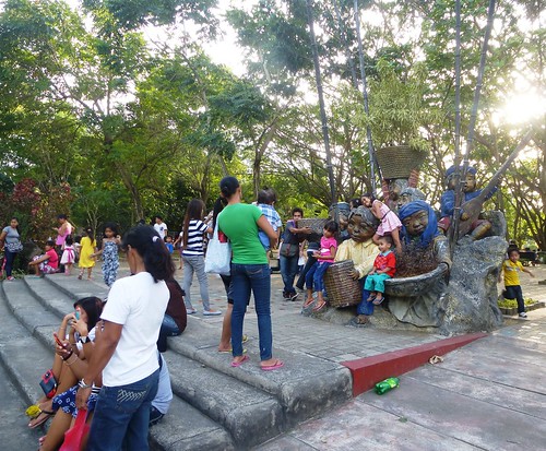 Ph14-Davao-People's Park (9)