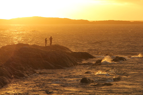 sunset outcrop water golden coast scotland seaside fishing fishermen shore uist outerhebrides northuist balranald uibhistatuath