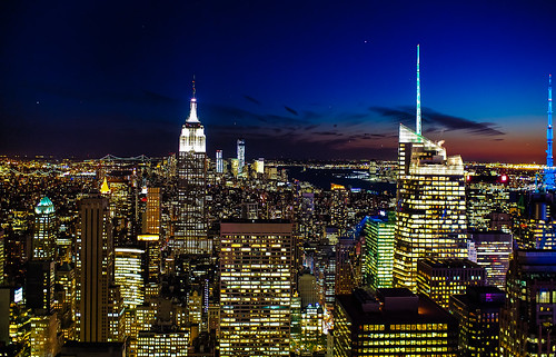 city nyc newyorkcity sunset newyork night america cityscape nightscape manhattan midtown empirestatebuilding 夜景 nokton topoftherock omd 帝國大廈 nightscenes f095 美國 175mm em5 紐約 曼哈頓 pwpartlycloudy