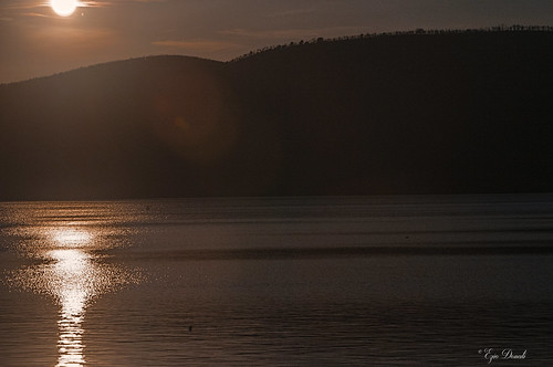 natura nature tramonto sunset lago lake acqua water cielo sky profili profiles collinr hills italia italy lazio trevignanoromano luci riflessi light reflections