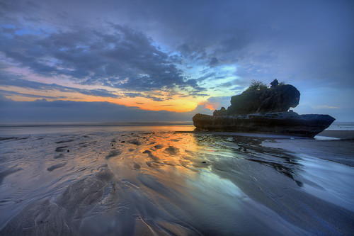 sunset bali reflection beach indonesia landscape temple photography sand tour cloudy guide yeh gangga baliphotography balitravelphotography baliphotographytour baliphotographyguide