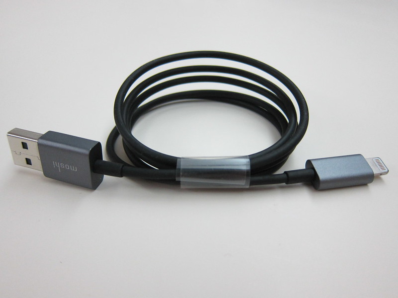 Moshi USB Cable with Lightning Connector