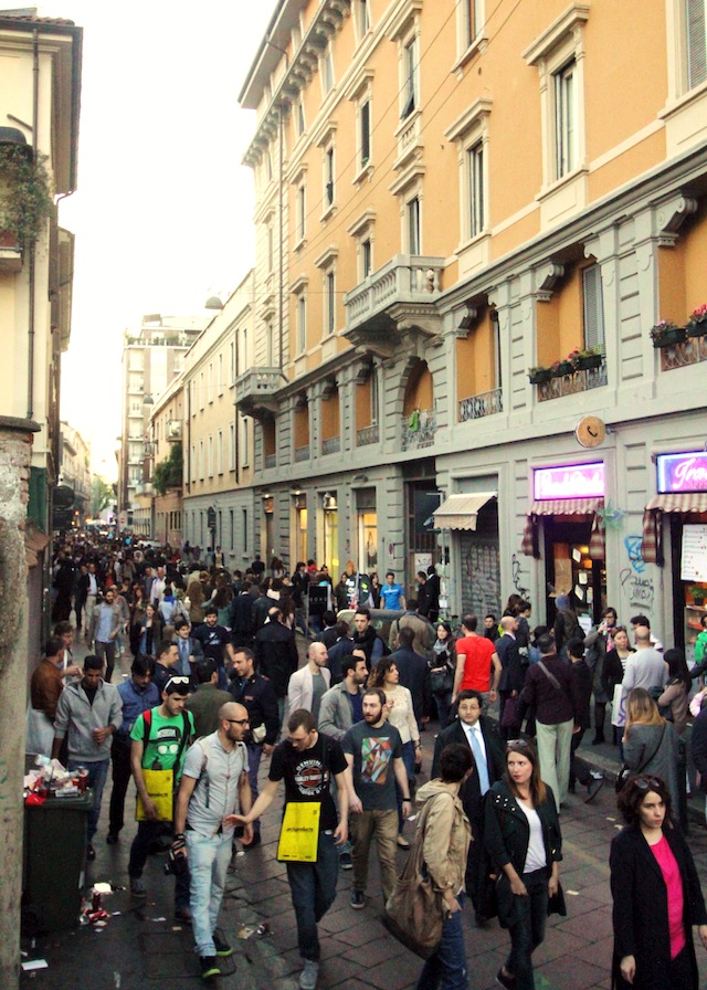 Milan Salone del Mobile 2014 Tortona crowd