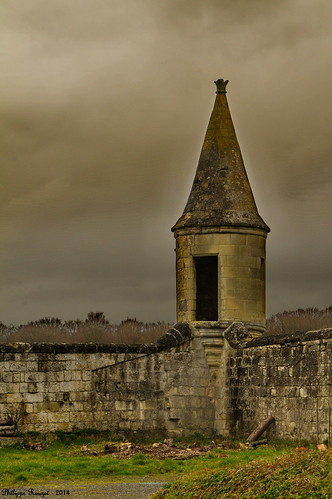 architecture fortification château royale villers tourelle cotterêts