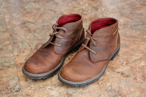 cleaning-salt-stains-off-suede-boots