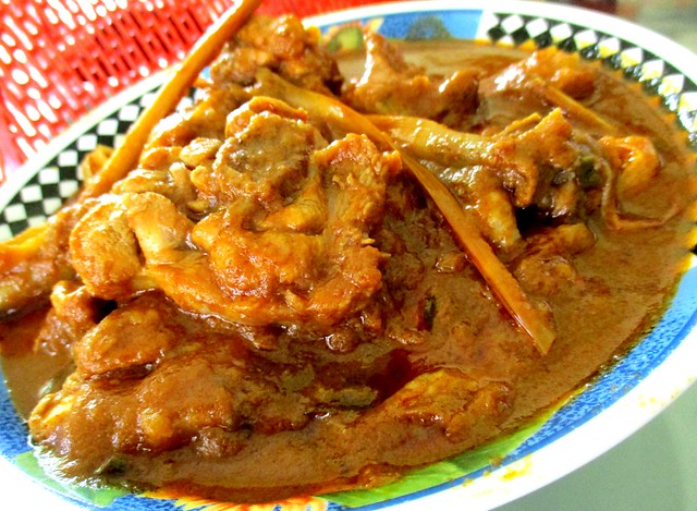 Rendang chicken with Dollee instant paste