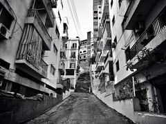 Gemmayze Street and Stairs (Beirut, Lebanon. Gustavo Thomas © 2013)