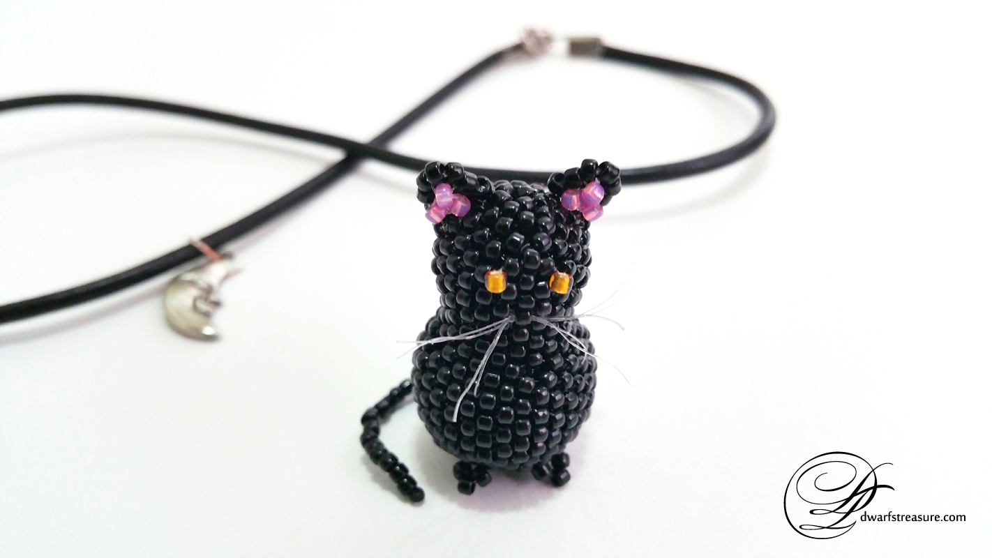 Beautiful beaded black cat charm for decoration bag, handbag, purse or phone