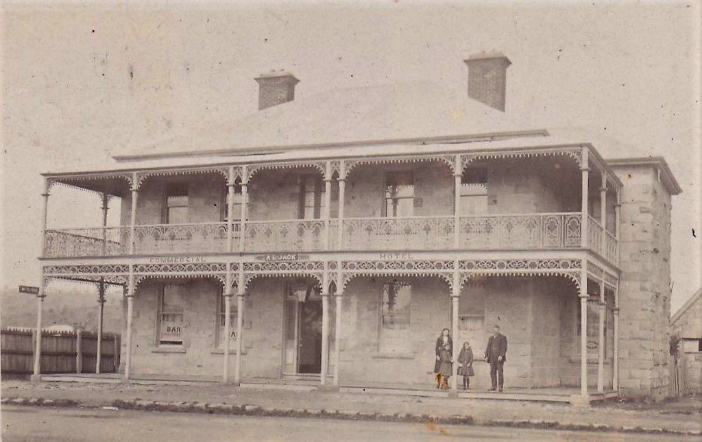 COMMERCIAL HOTEL, RICHMOND, TASMANIA - 1910