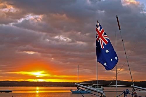 lake sunrise gold boat flag australian 7d aussie stern