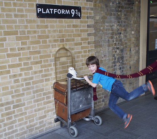 Platform 9 3/4, Harry Potter, London, England, travel, expat life