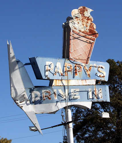Pappy's Drive-In neon sign - Milan, TN