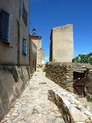 Ruelles du village de Sant'Antoninu