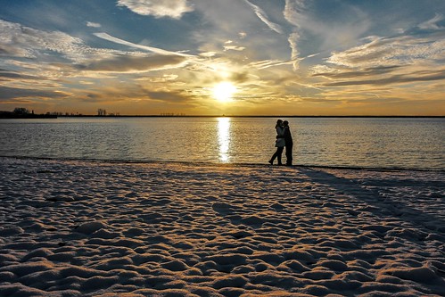 new york winter sunset snow ny love beach water clouds kiss together romantic